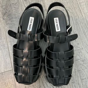 Steve Madden sandlas